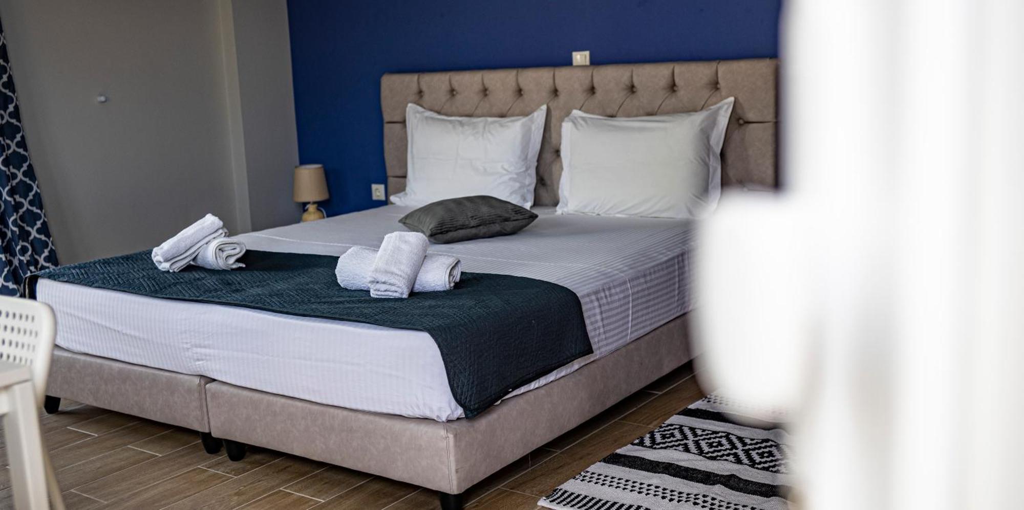 Nikitas Apartments & Suites Kanáli Eksteriør bilde