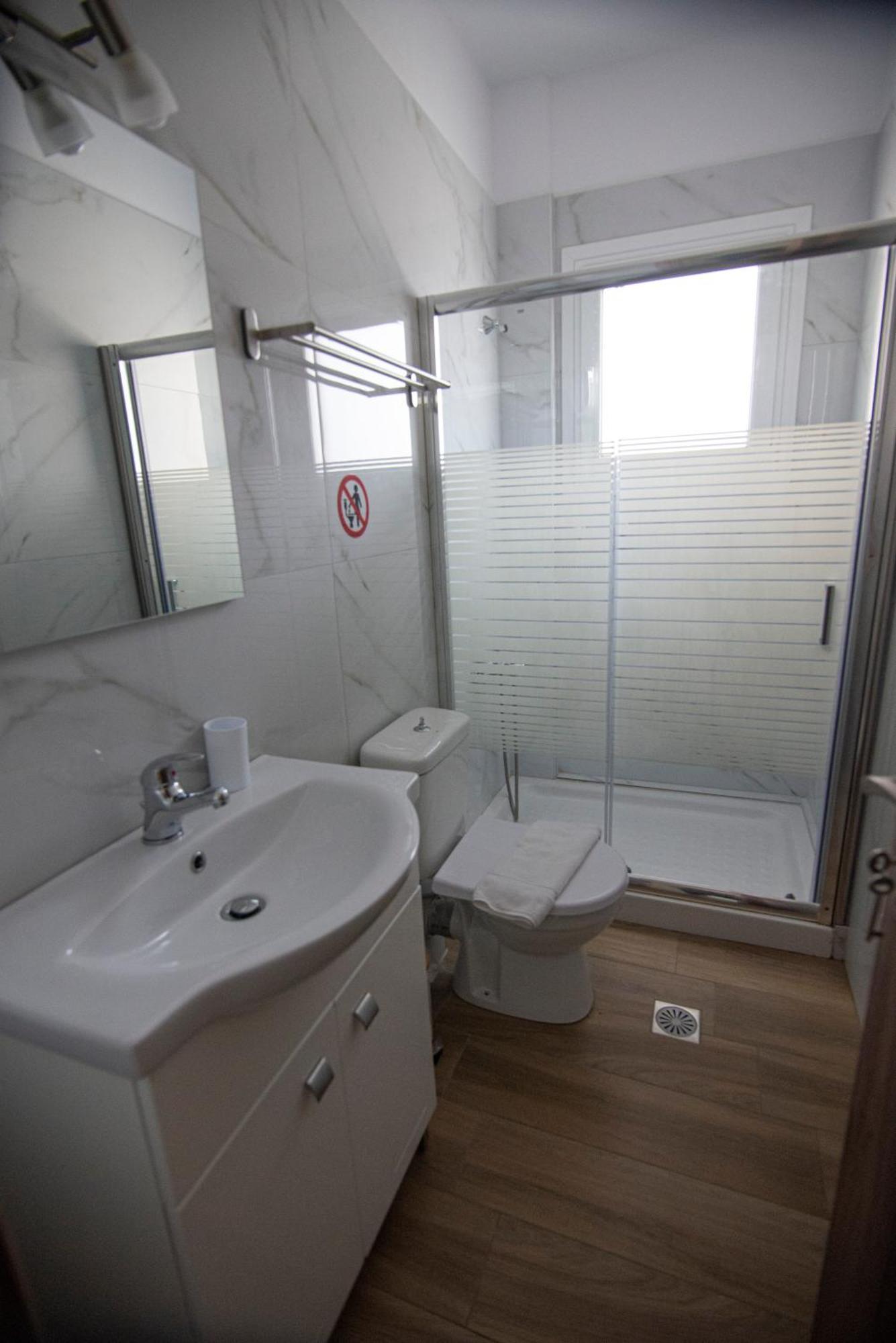 Nikitas Apartments & Suites Kanáli Eksteriør bilde