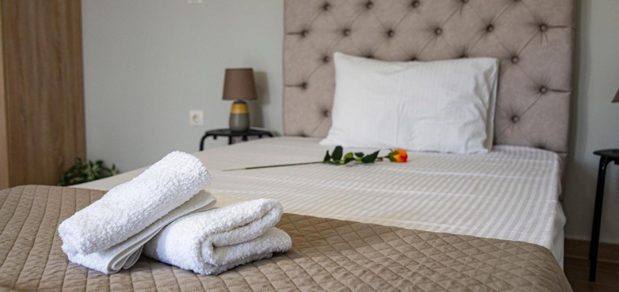 Nikitas Apartments & Suites Kanáli Eksteriør bilde